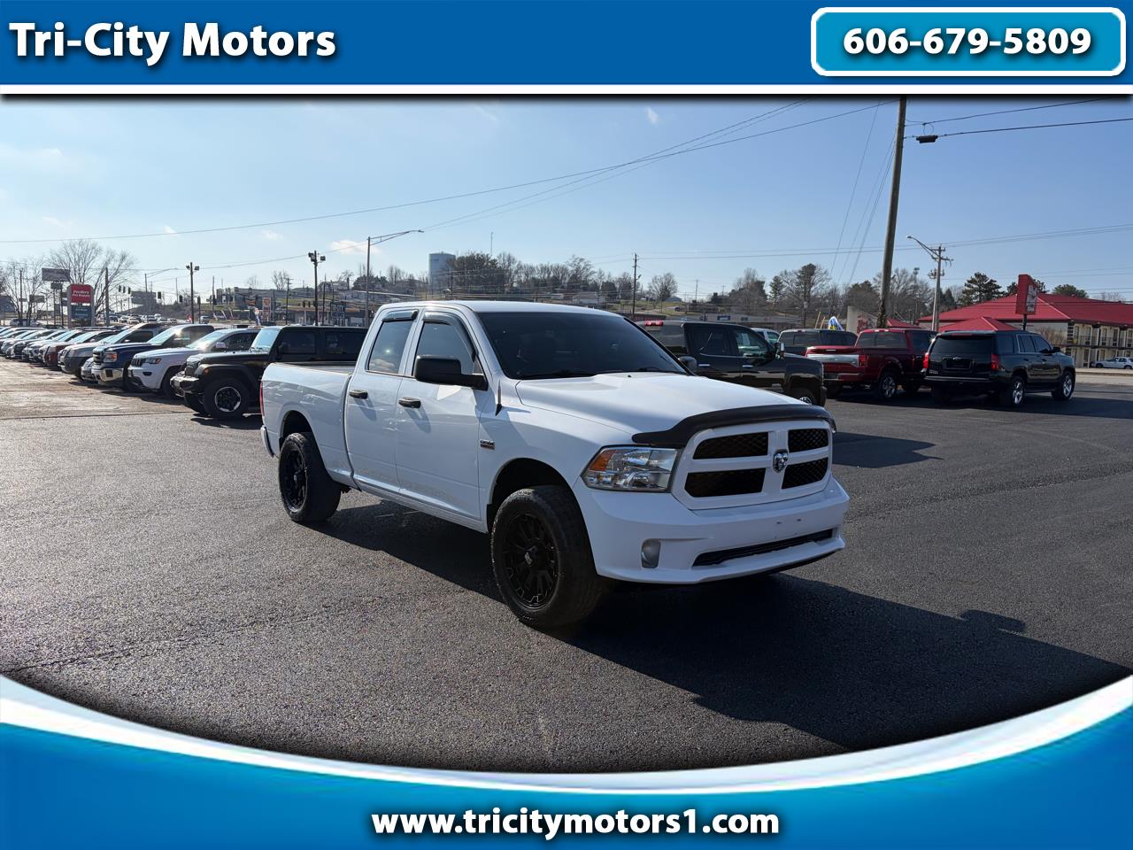RAM 1500 4WD Quad Cab 140.5" Express 2016