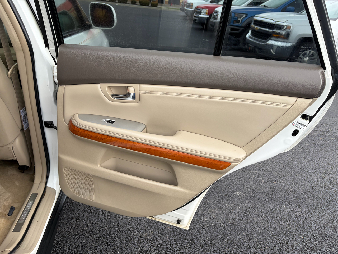 Lexus RX 330 4dr SUV AWD 2004