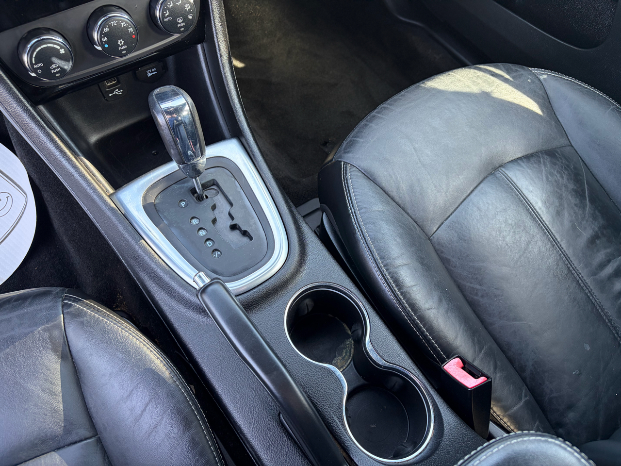 Chrysler 200 4dr Sdn Limited 2012