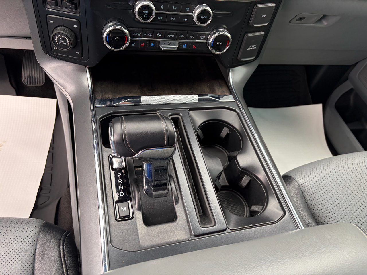 Ford F-150 Lariat 4WD SuperCrew 5.5' Box 2022