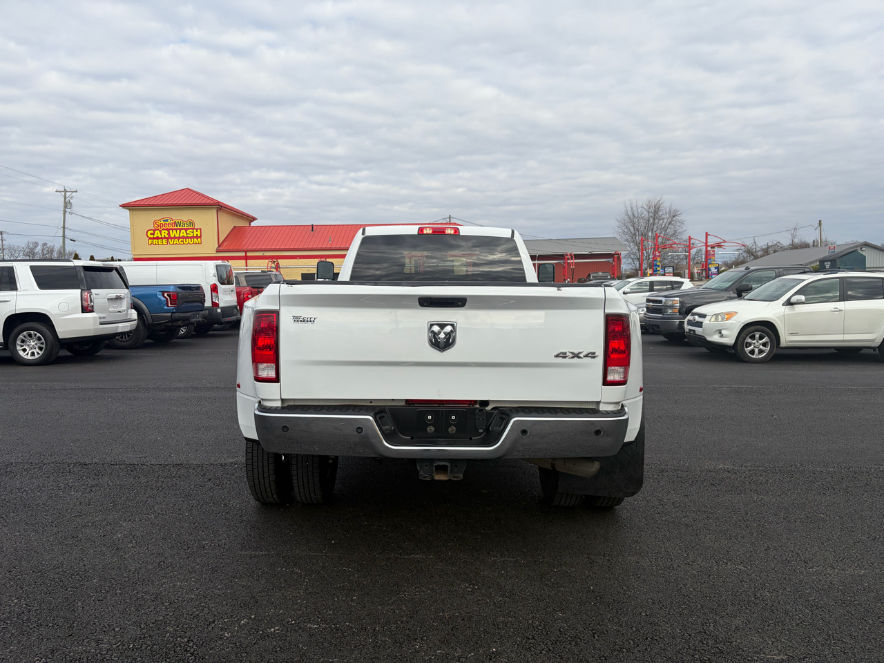 RAM 3500 Tradesman 4x4 Crew Cab 8' Box 2018