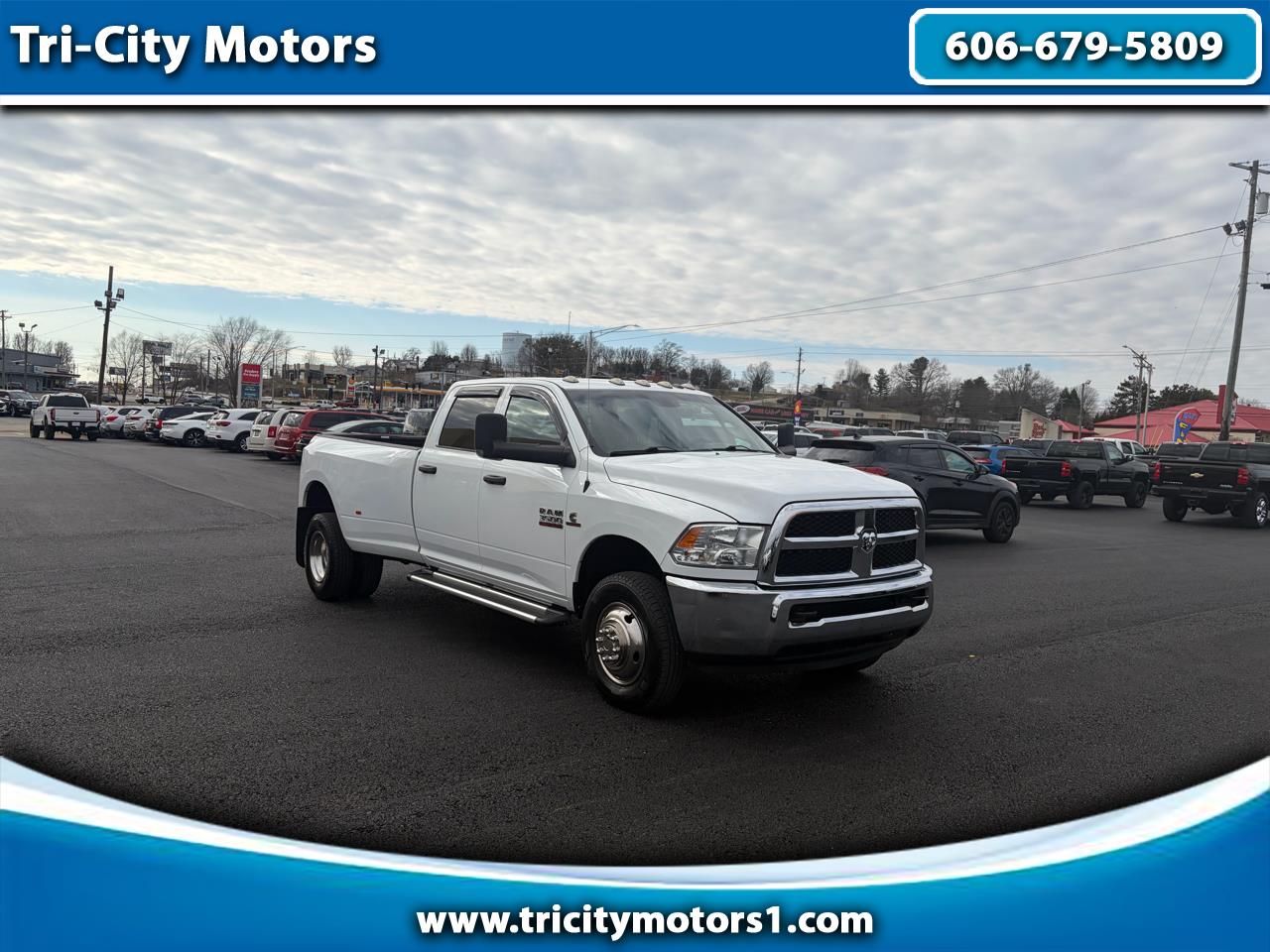 RAM 3500 Tradesman 4x4 Crew Cab 8' Box 2018