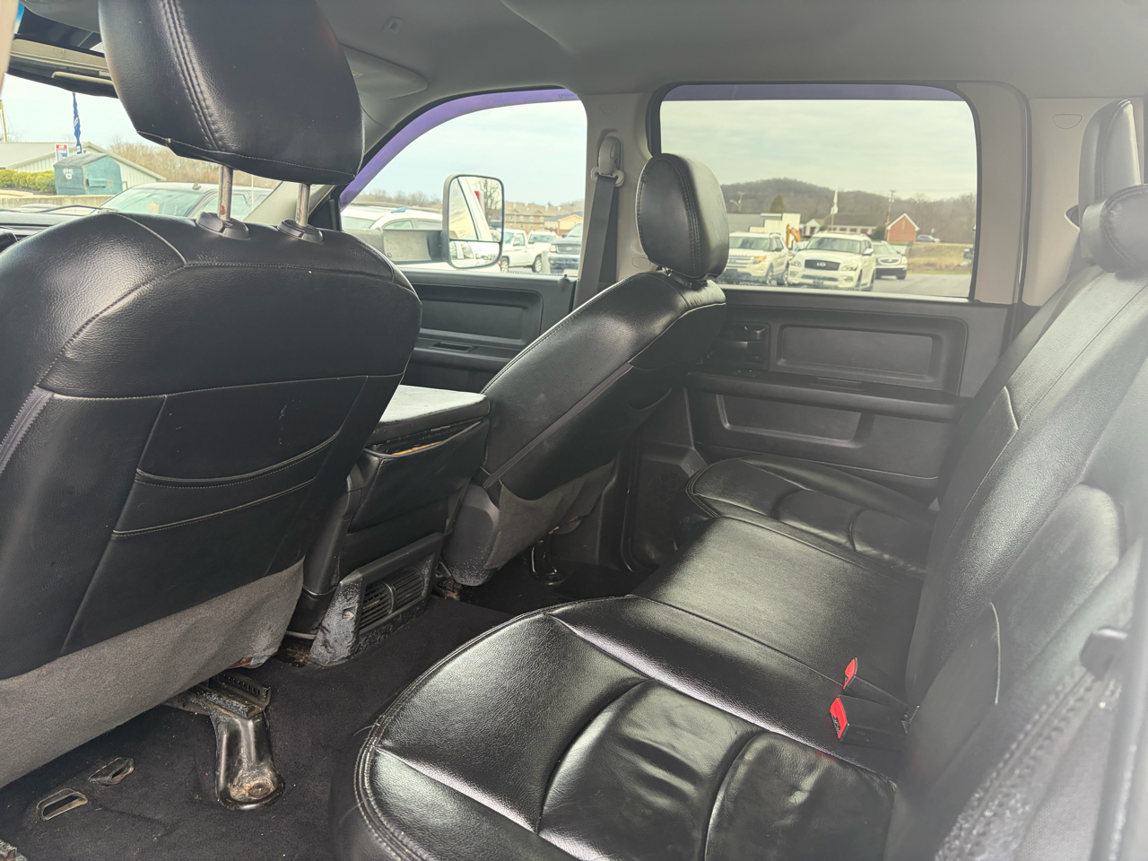 RAM 3500 Tradesman 4x4 Crew Cab 8' Box 2018