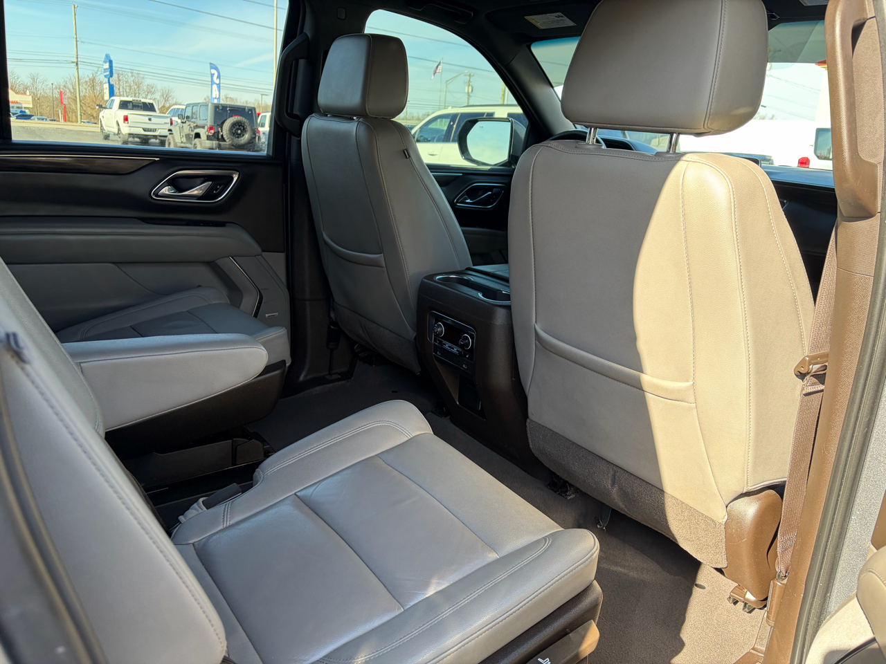 Chevrolet Suburban 4WD 4dr Z71 2021