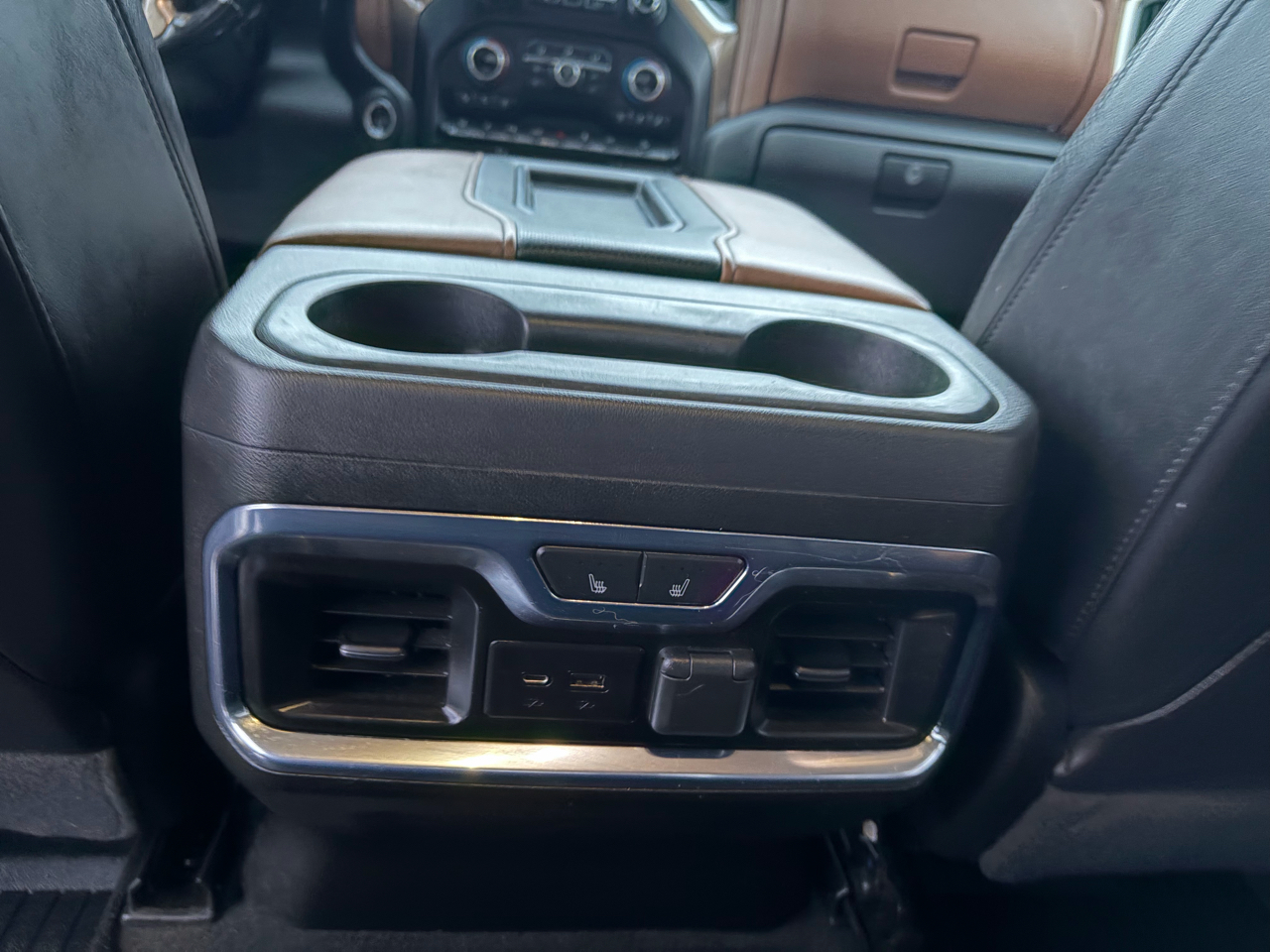 Chevrolet Silverado 3500HD 4WD Crew Cab 172" High Country 2020