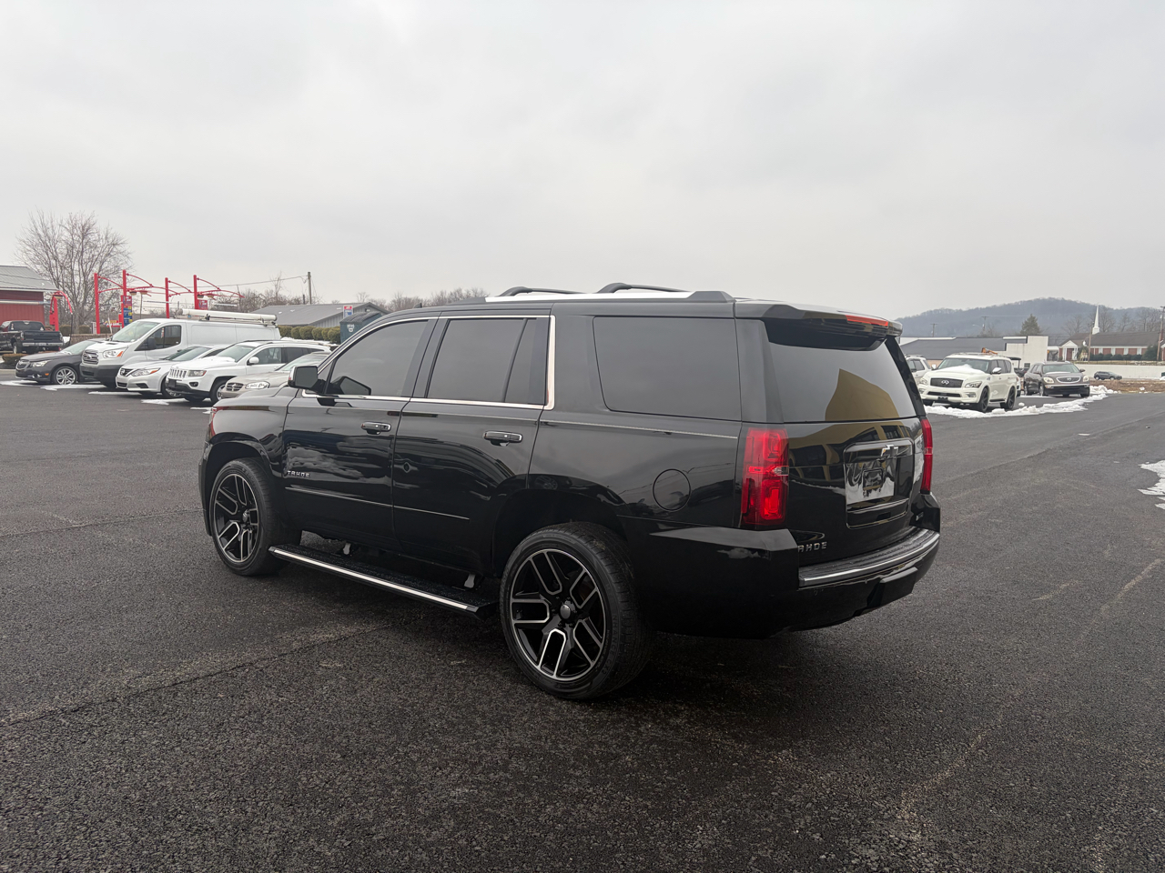 Chevrolet Tahoe 4WD 4dr Premier 2017