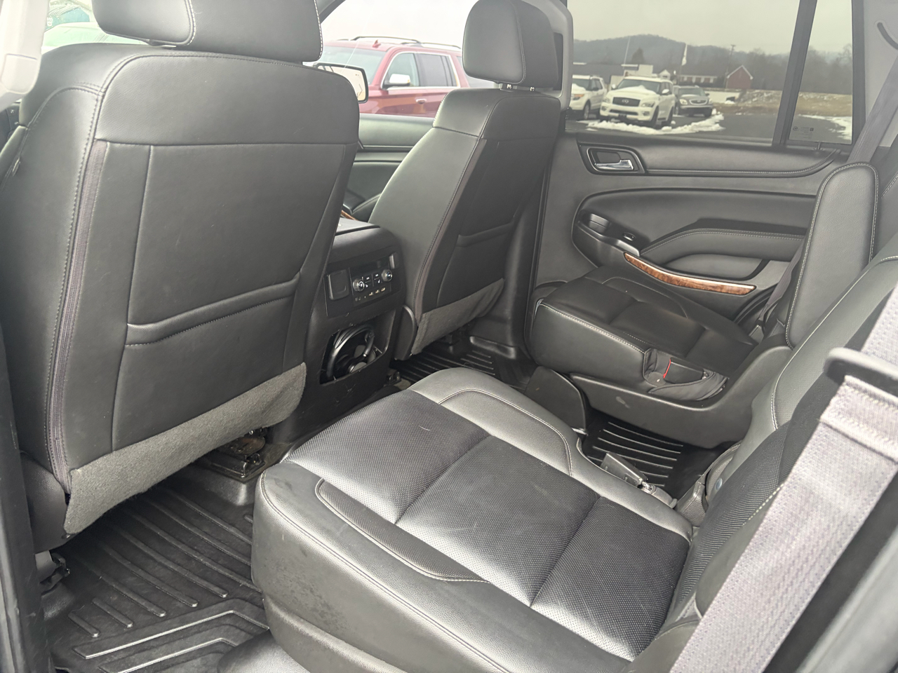 Chevrolet Tahoe 4WD 4dr Premier 2017