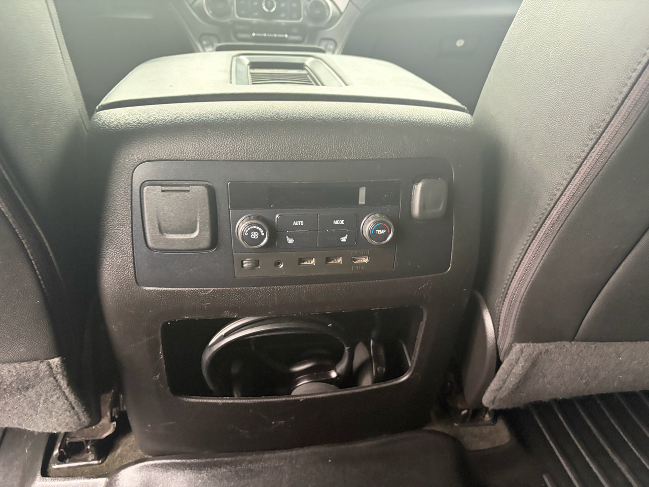 Chevrolet Tahoe 4WD 4dr Premier 2017