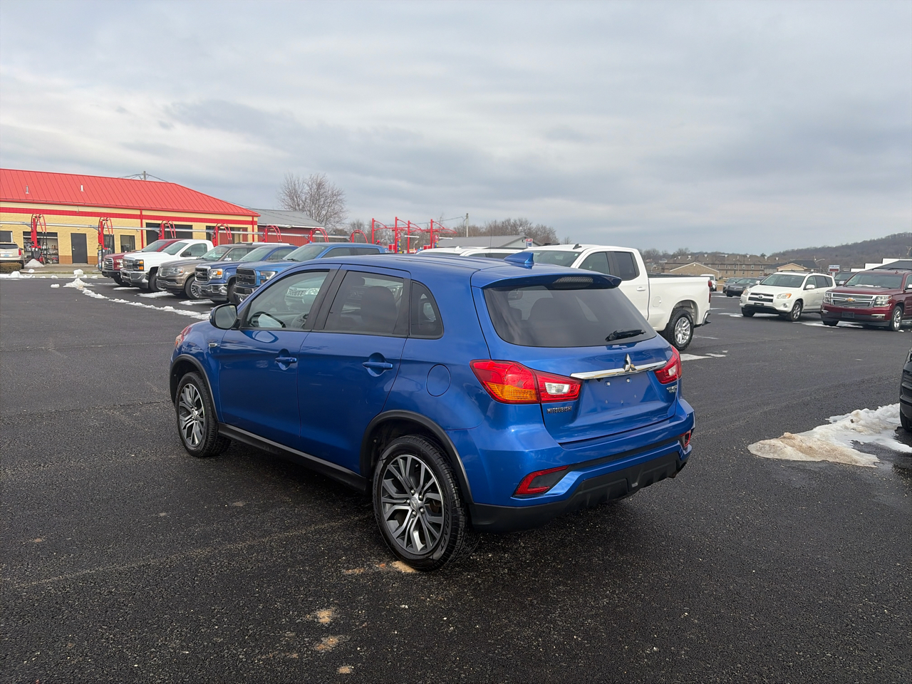 Mitsubishi Outlander Sport ES 2.0 CVT 2019