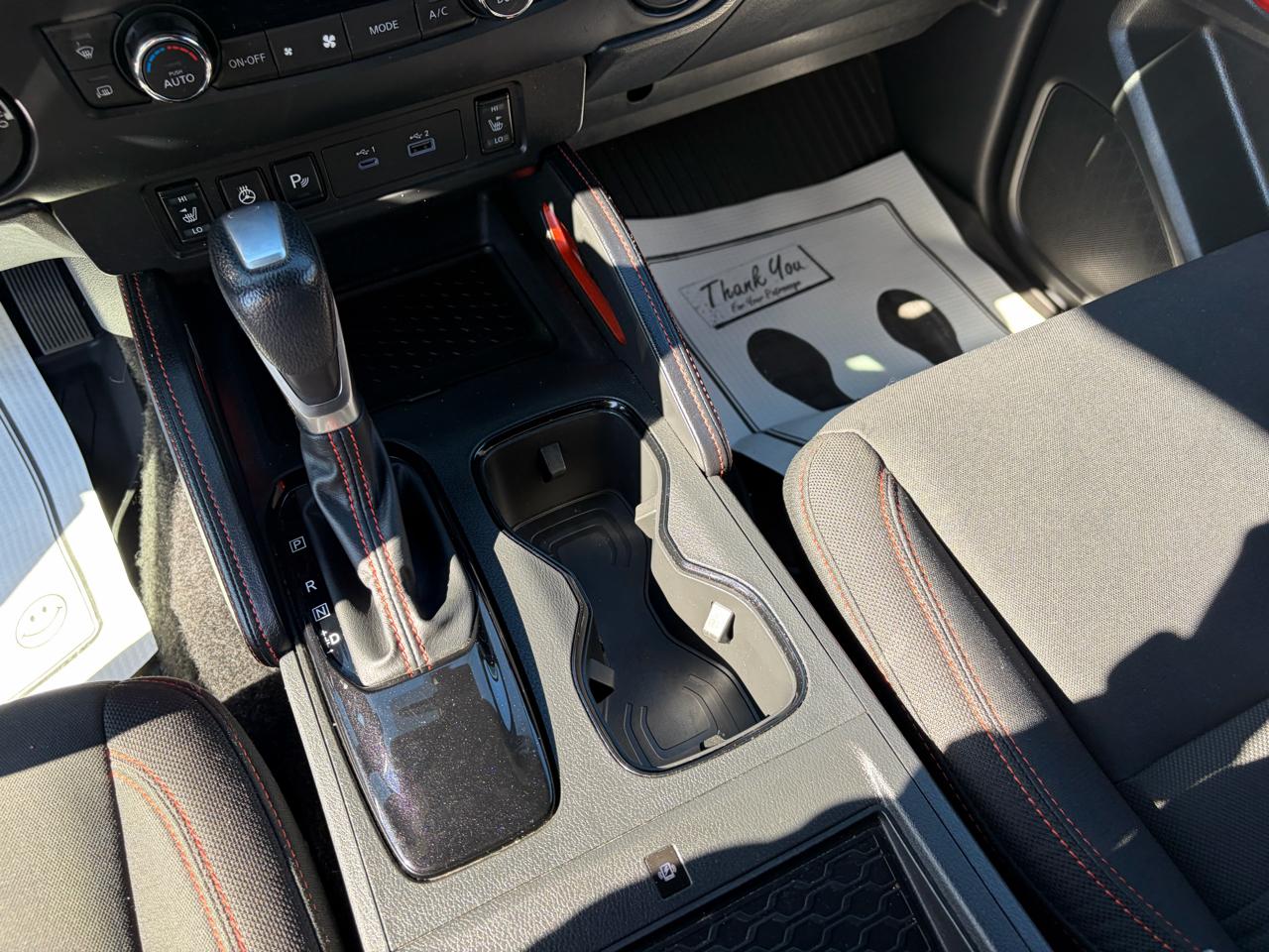 Nissan Frontier Crew Cab 4x4 PRO-4X Auto *Ltd Avail* 2023