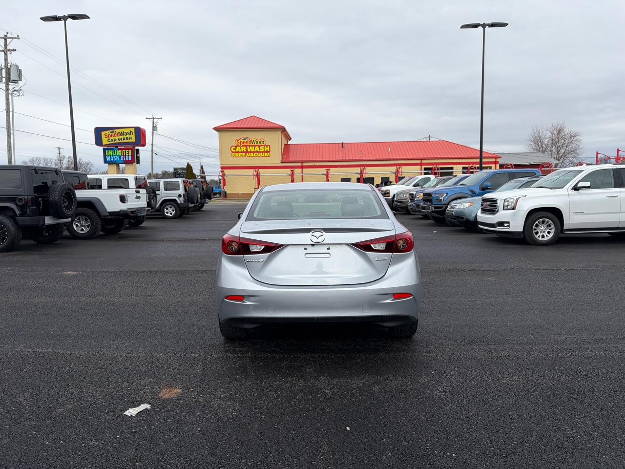 Mazda Mazda3 4-Door Touring Auto 2018