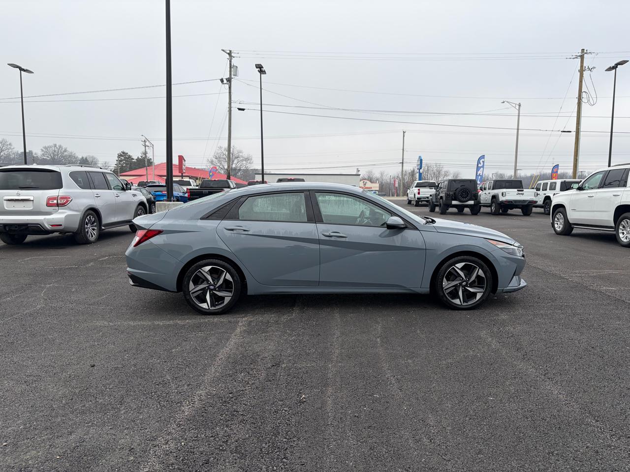 Hyundai Elantra SEL IVT 2023