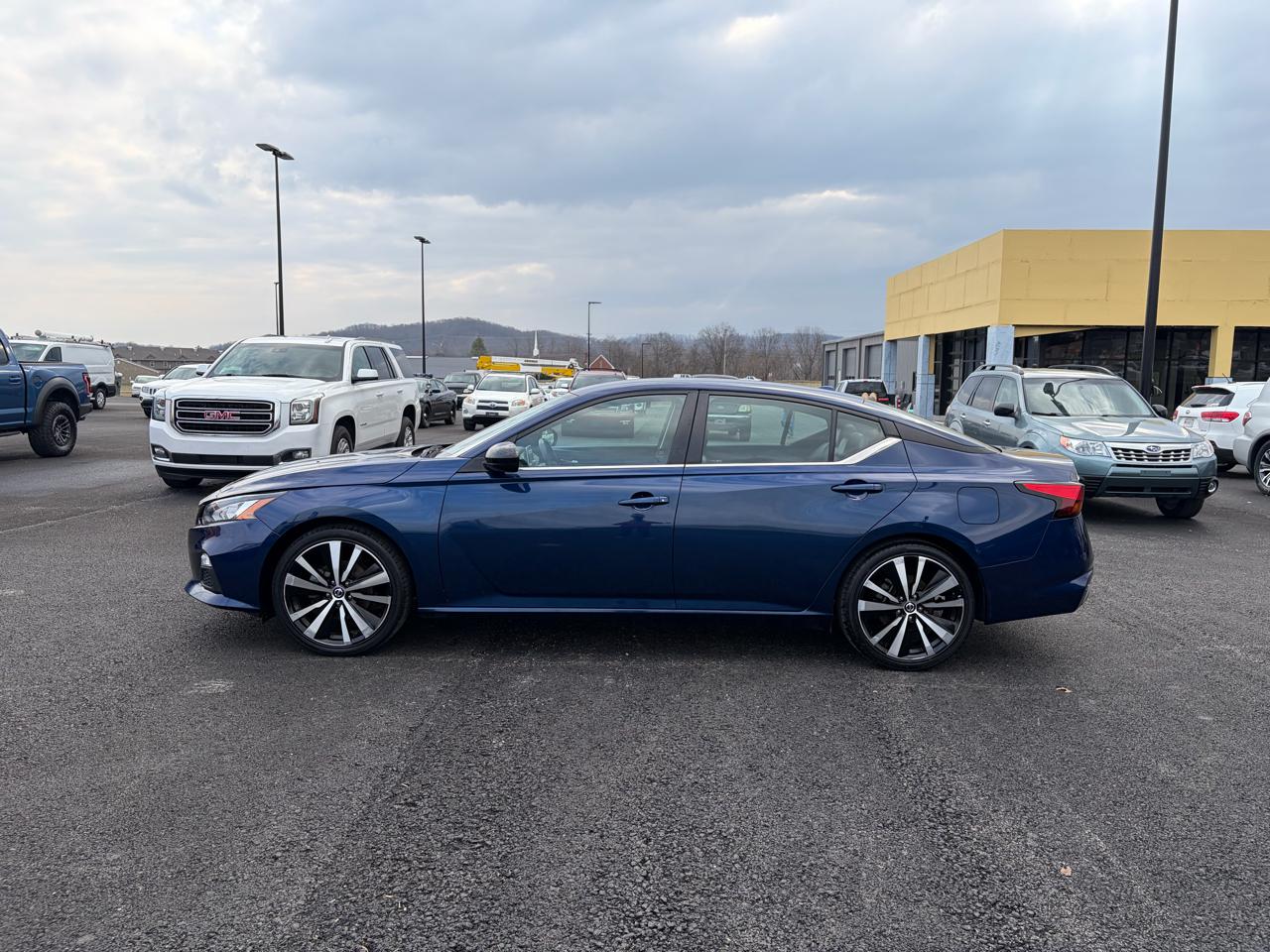 Nissan Altima 2.5 SR Sedan 2021