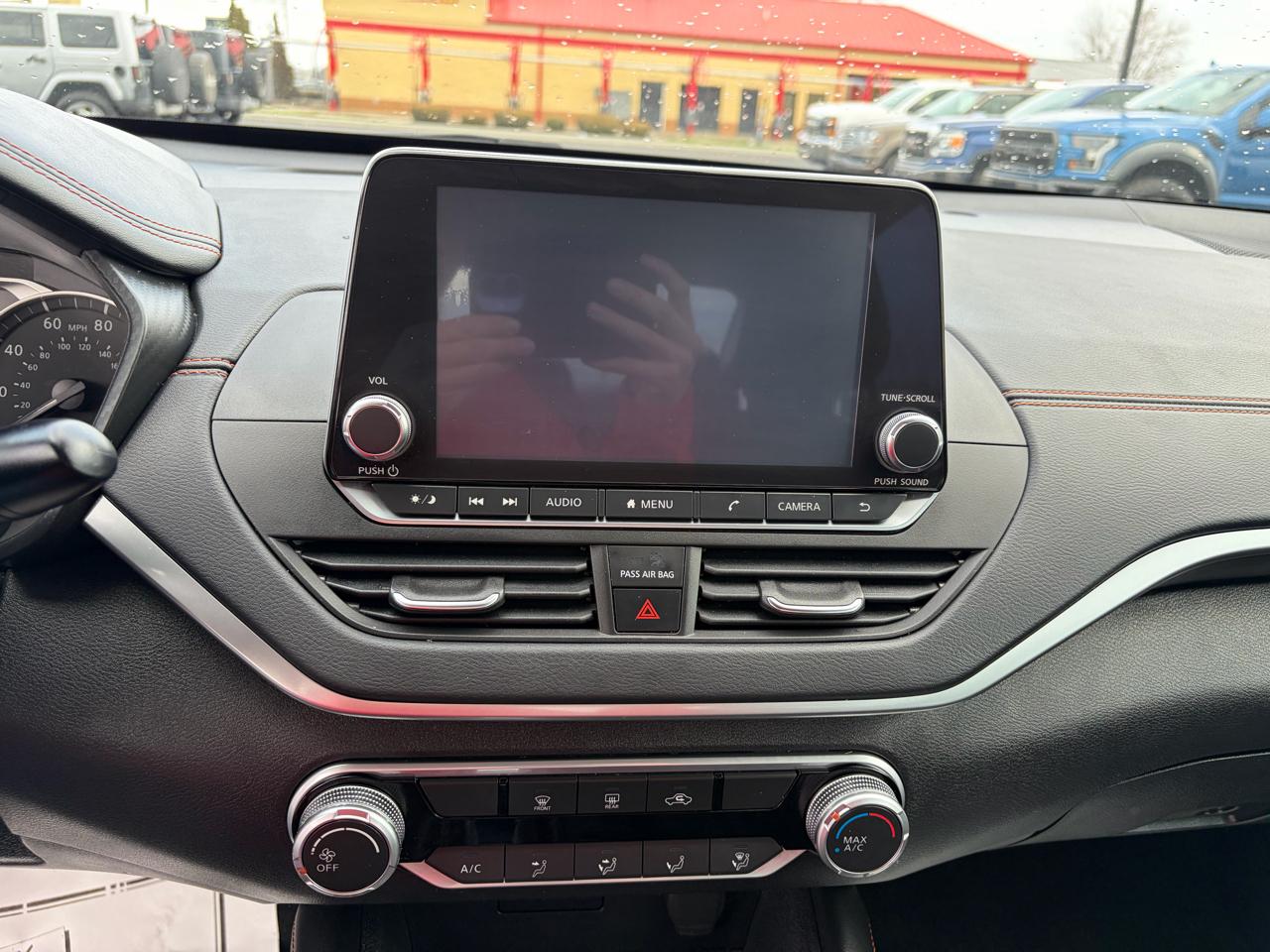 Nissan Altima 2.5 SR Sedan 2021