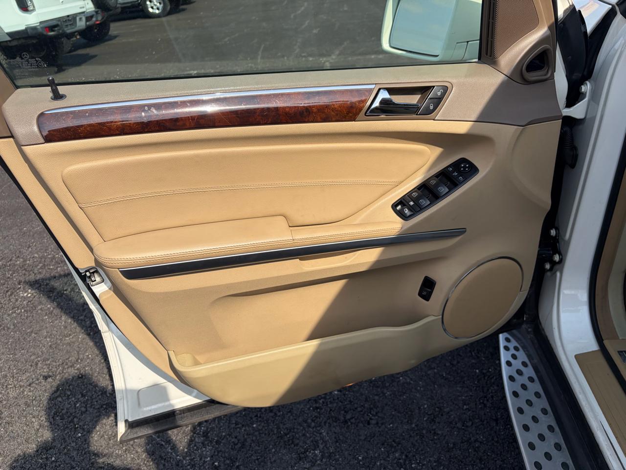 Mercedes-Benz GL-Class 4MATIC 4dr GL 450 2011