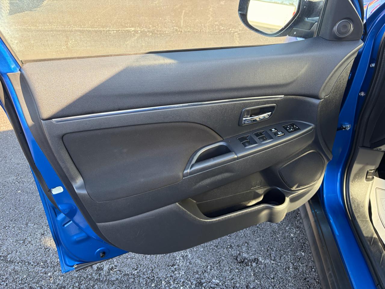 Mitsubishi Outlander Sport ES 2.0 AWC CVT 2018