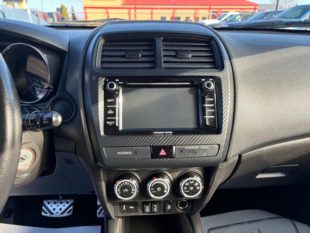 Mitsubishi Outlander Sport ES 2.0 AWC CVT 2018