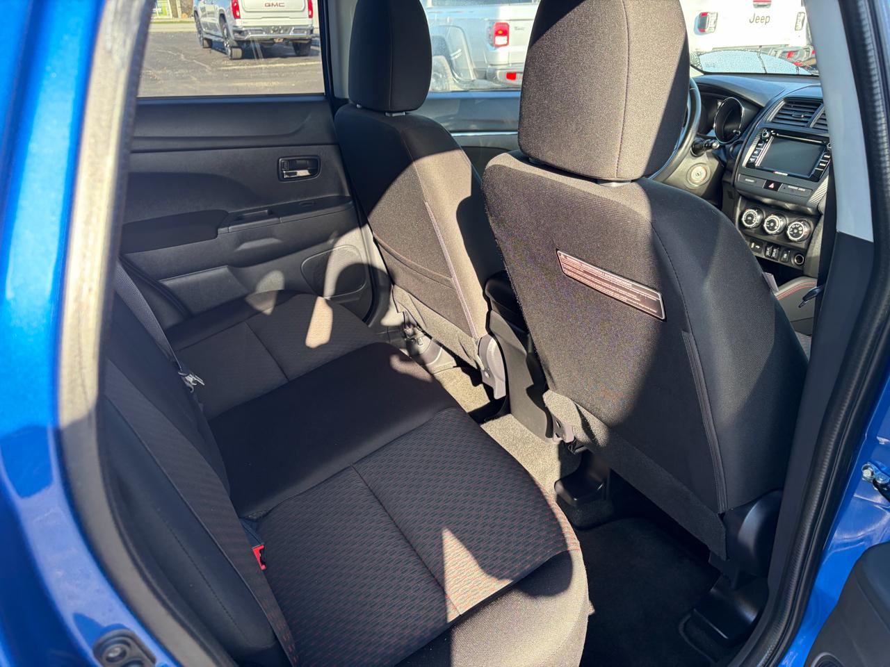 Mitsubishi Outlander Sport ES 2.0 AWC CVT 2018