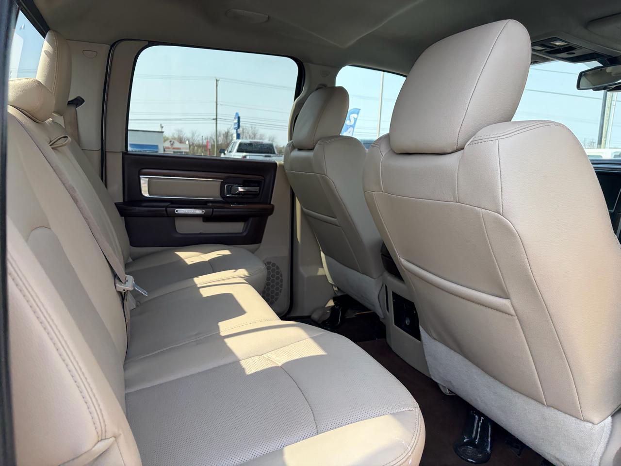 RAM 2500 4WD Crew Cab 149" Laramie 2016