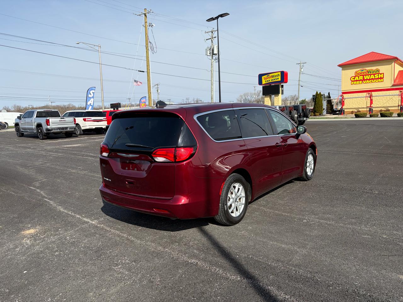 Chrysler Voyager LX FWD 2021