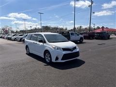 2019 Toyota Sienna 