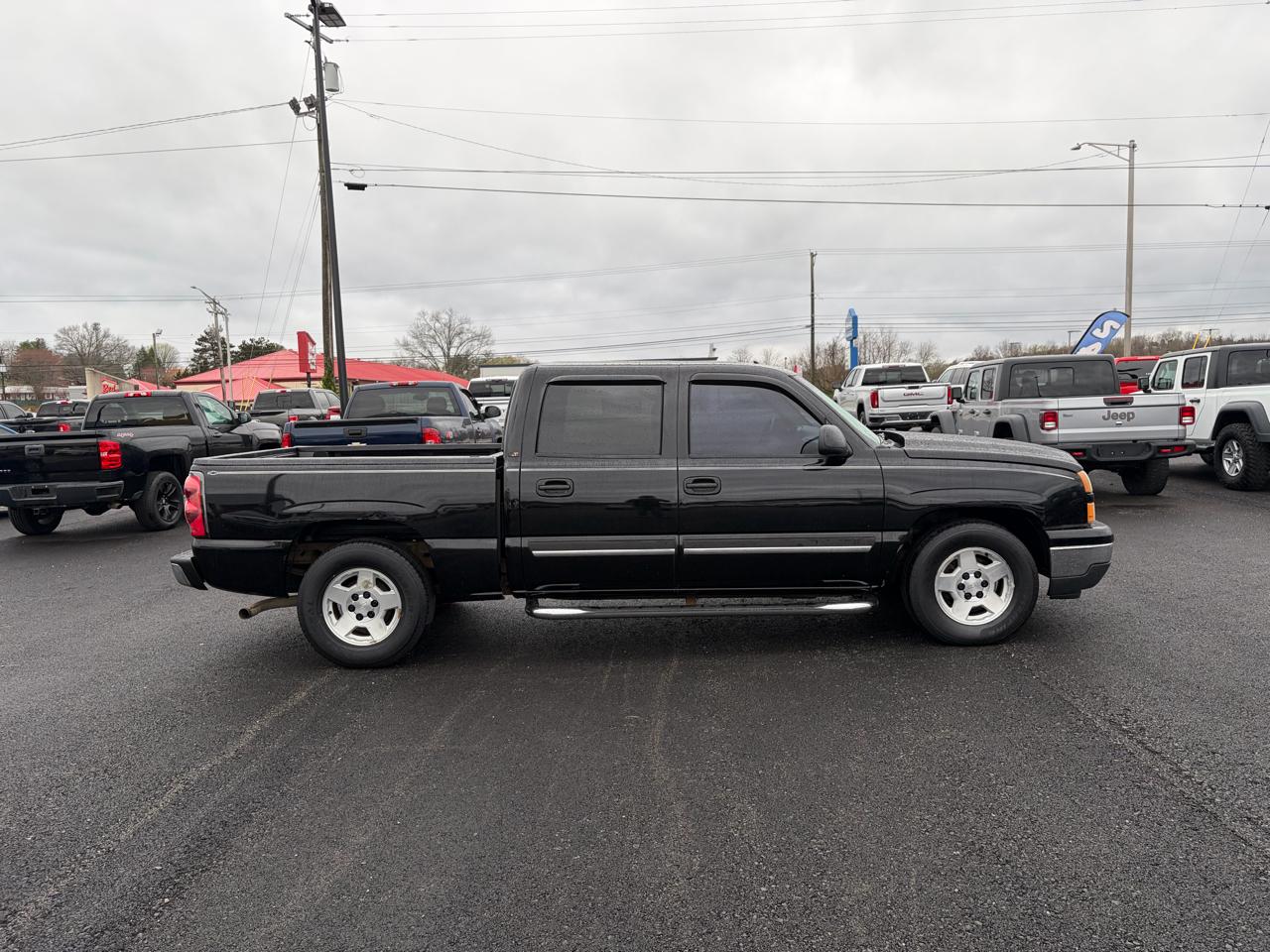 Chevrolet Silverado 1500 Crew Cab 143.5" WB 2WD LT2 2006