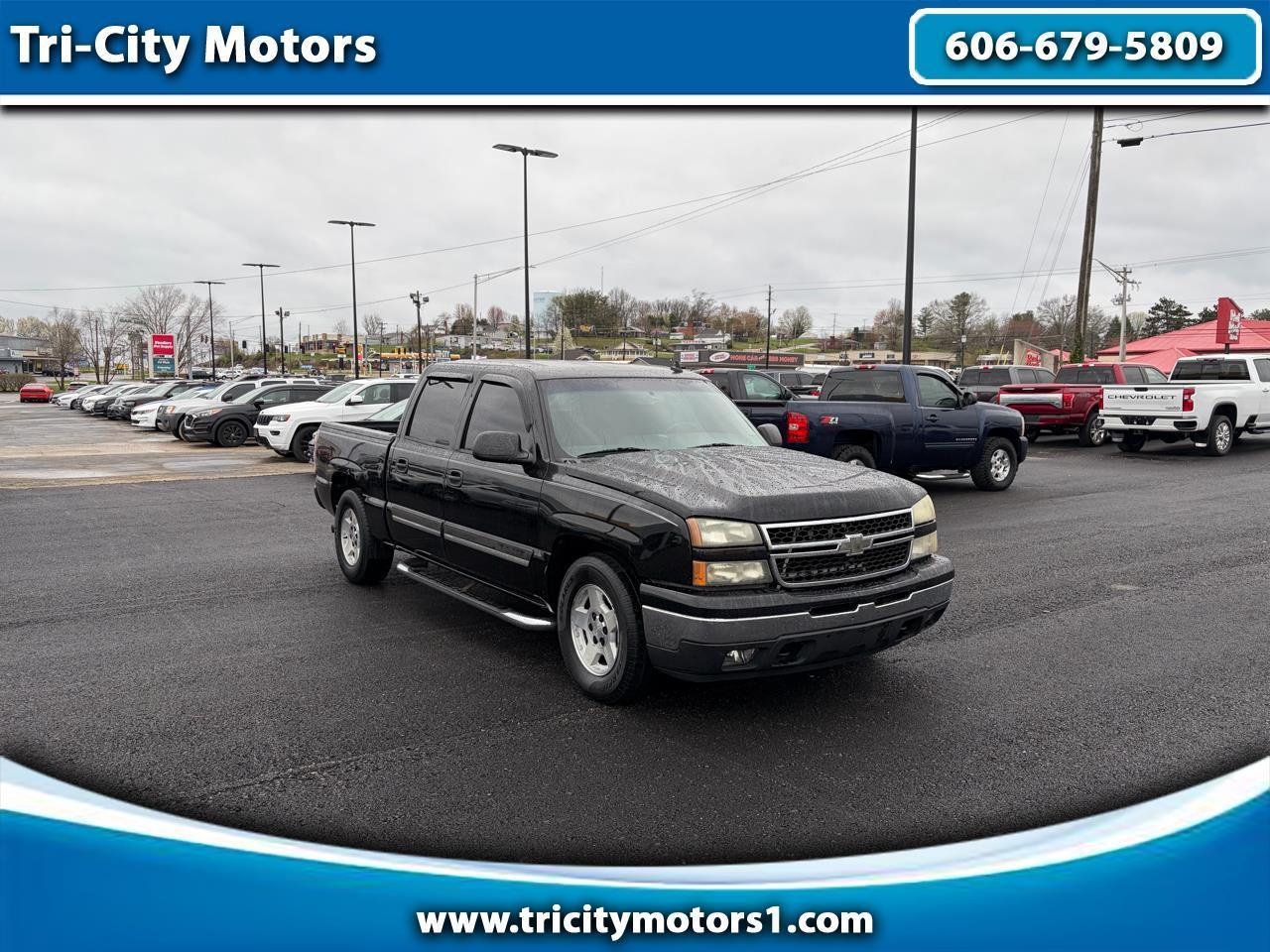2006 Chevrolet Silverado 1500 Crew Cab 143.5" WB 2WD LT2