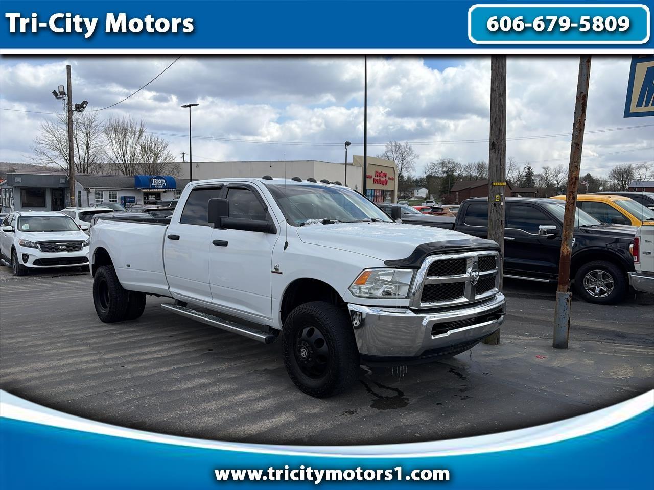 RAM 3500 4WD Crew Cab 169" Tradesman 2016