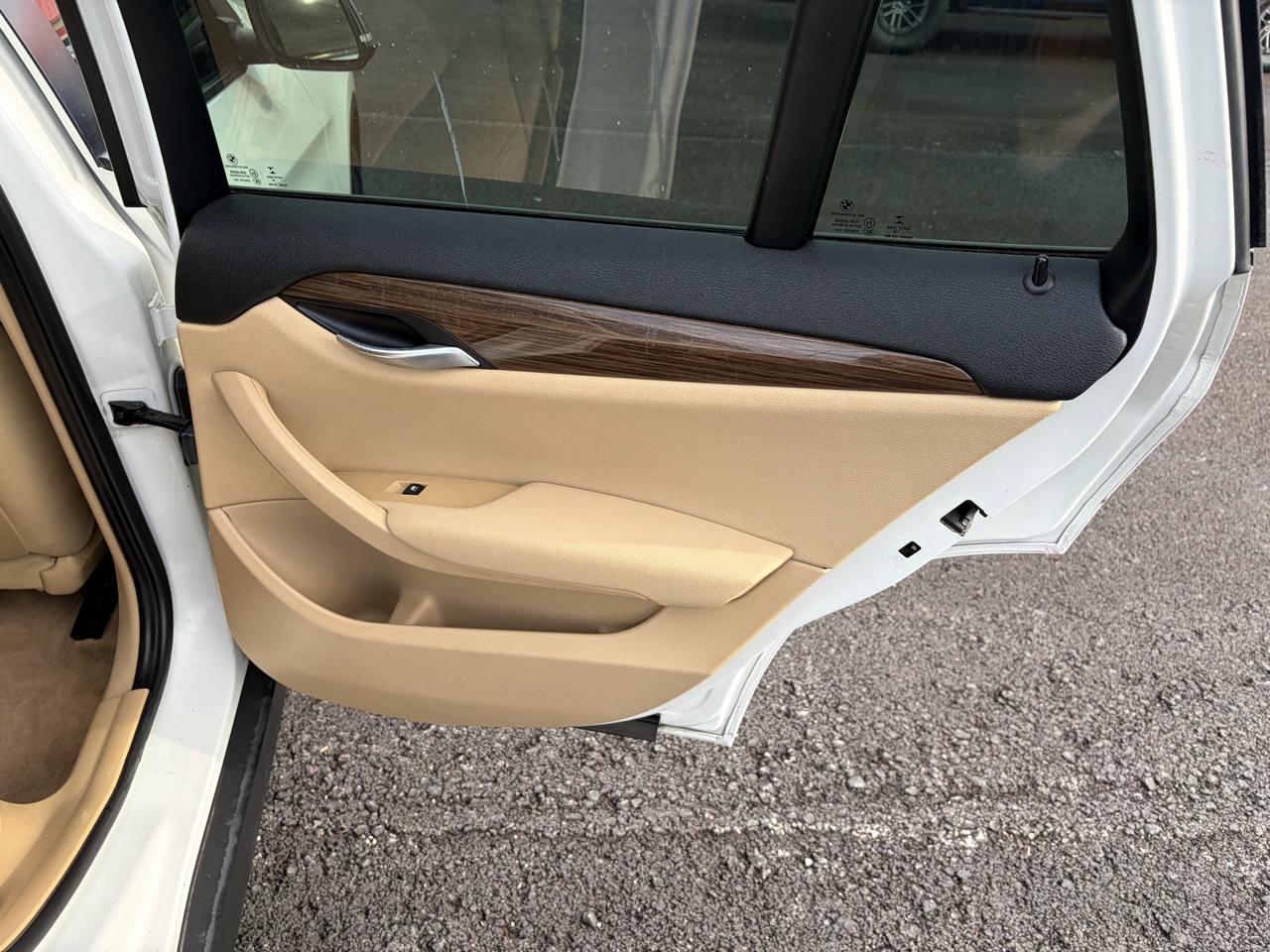 BMW X1 RWD 4dr sDrive28i 2015