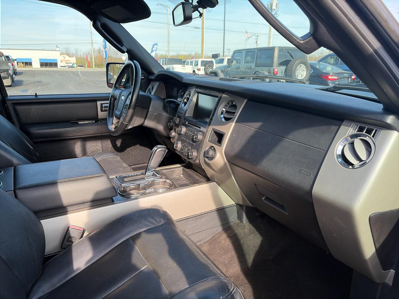 Ford Expedition 4WD 4dr Limited 2015