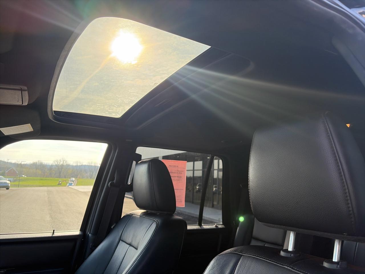 Ford Expedition 4WD 4dr Limited 2015