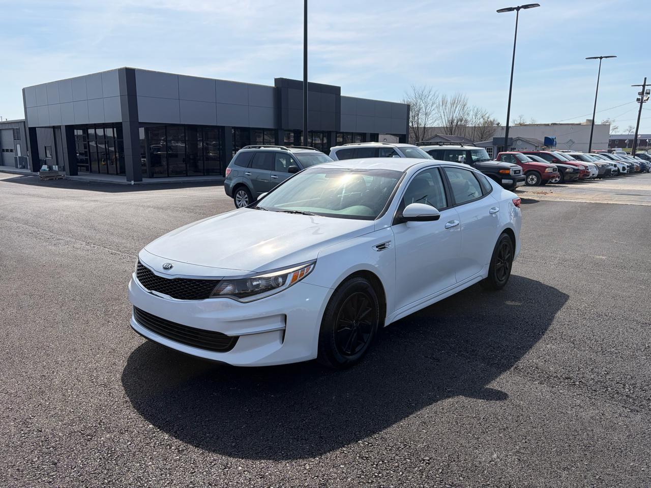 Kia Optima 4dr Sdn LX Turbo 2016