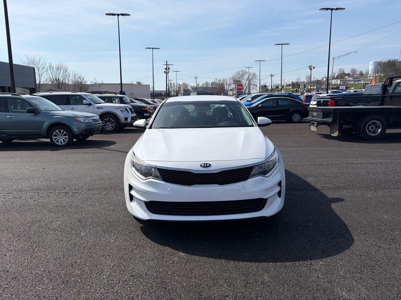 Kia Optima 4dr Sdn LX Turbo 2016