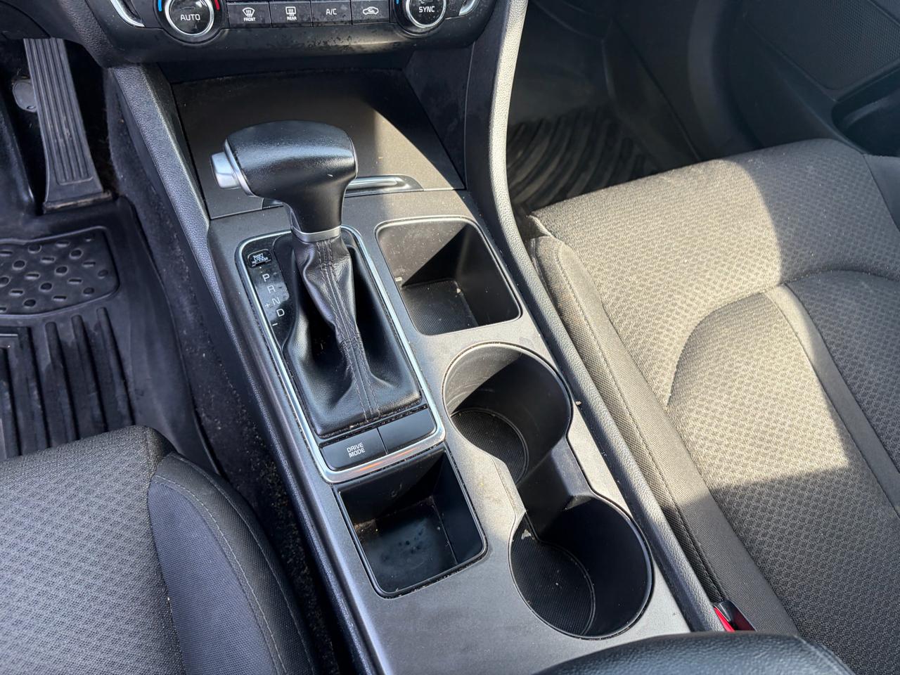 Kia Optima 4dr Sdn LX Turbo 2016