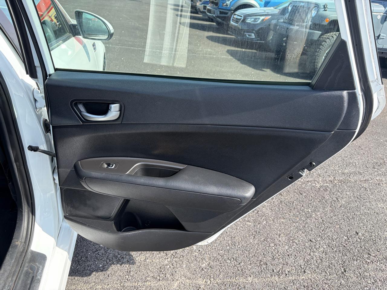 Kia Optima 4dr Sdn LX Turbo 2016