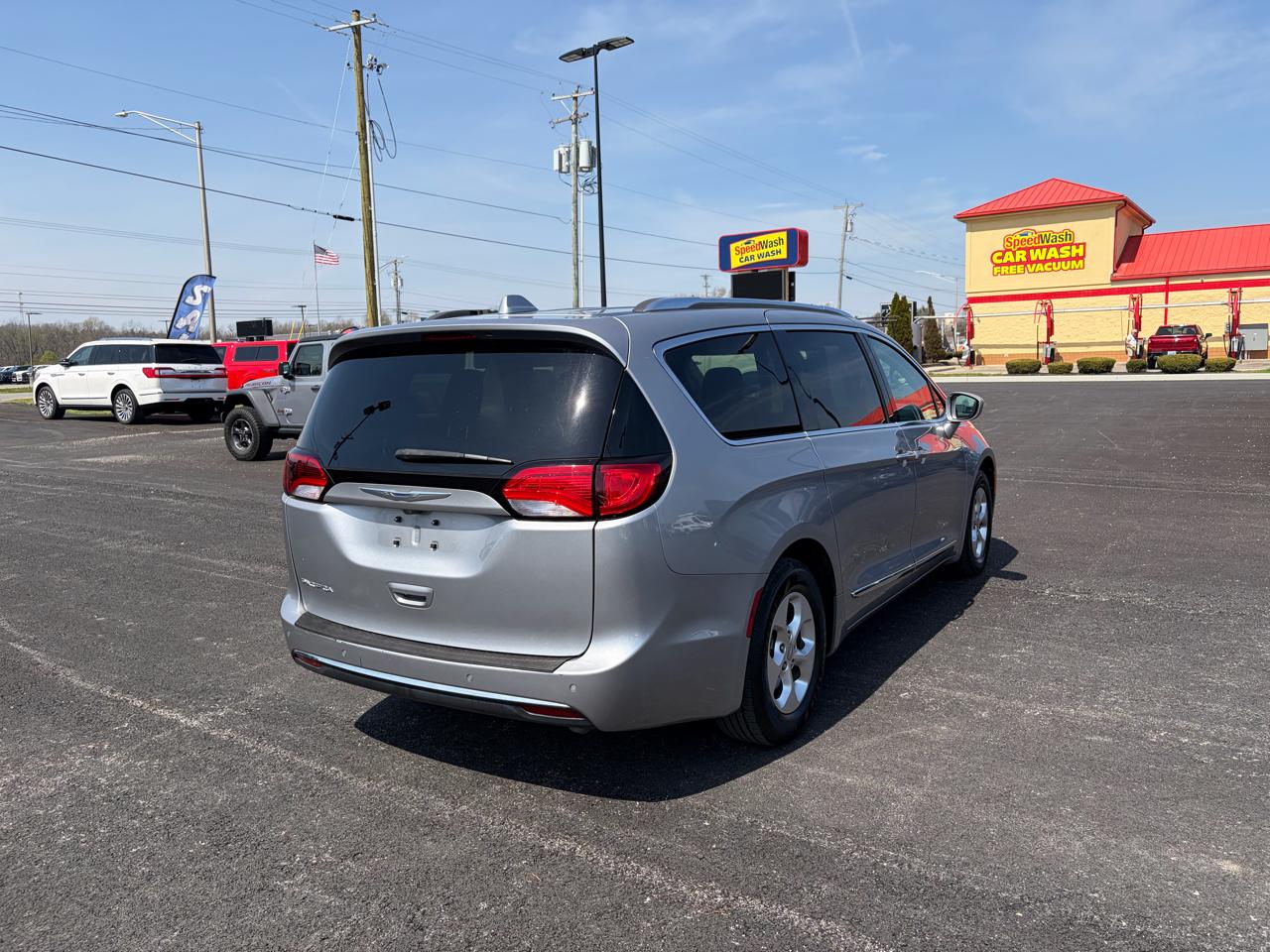 Chrysler Pacifica Touring-L Plus FWD 2017