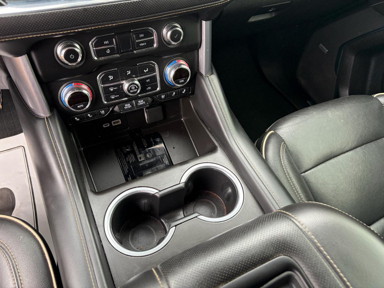 GMC Yukon XL 4WD 4dr SLT 2021