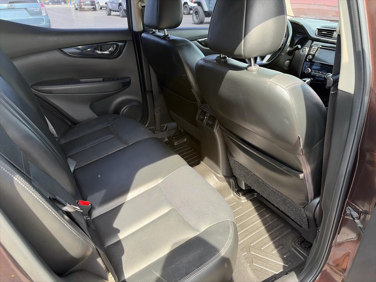 Nissan Rogue Sport AWD SL 2017