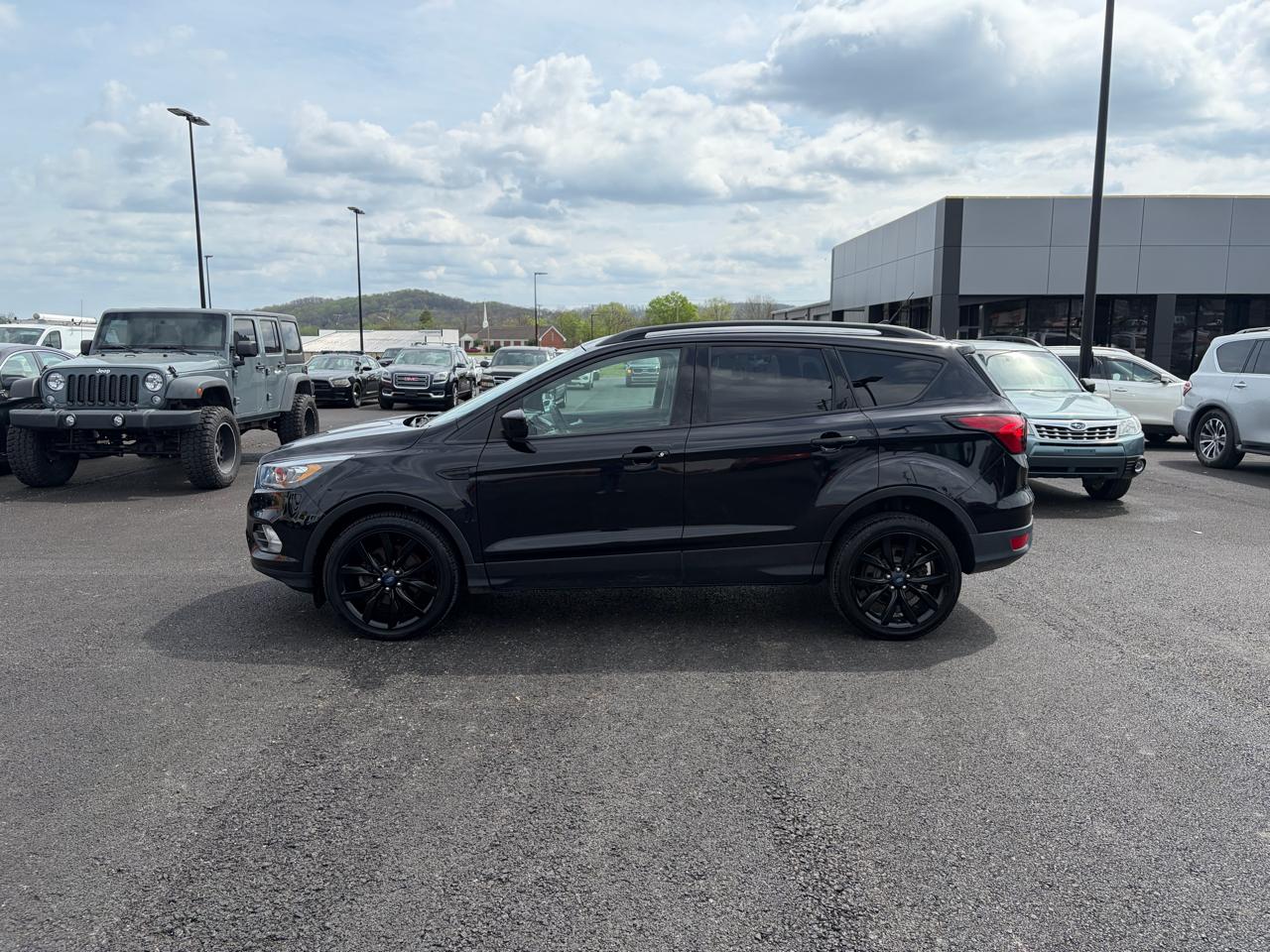 Ford Escape SE FWD 2019