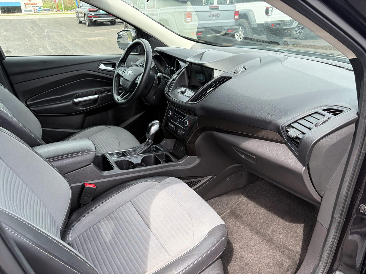 Ford Escape SE FWD 2019