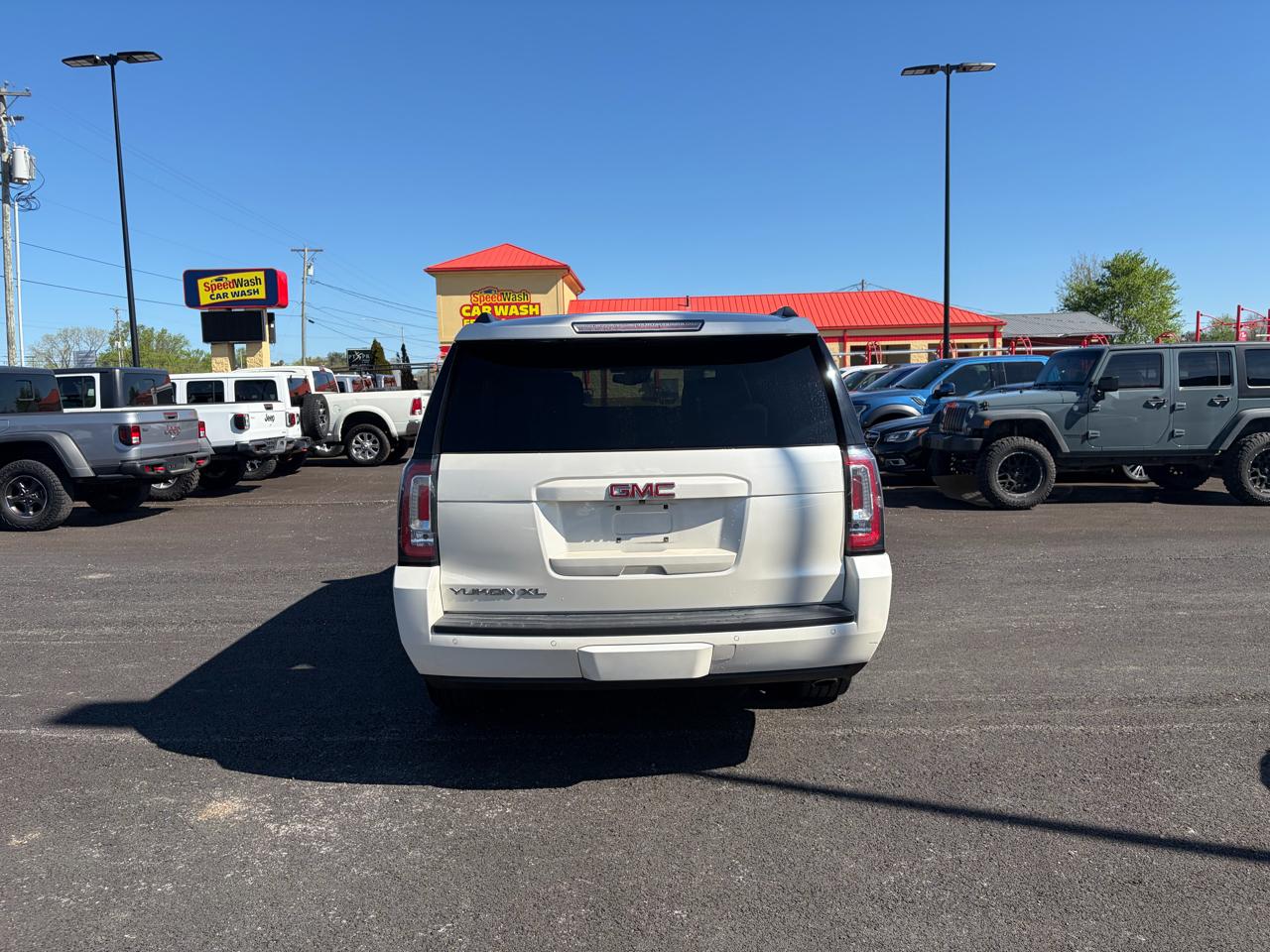 GMC Yukon XL 4WD 4dr SLT 2015
