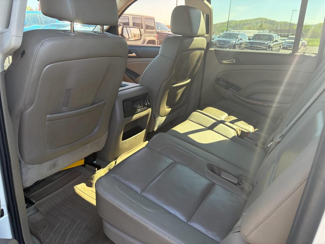 GMC Yukon XL 4WD 4dr SLT 2015