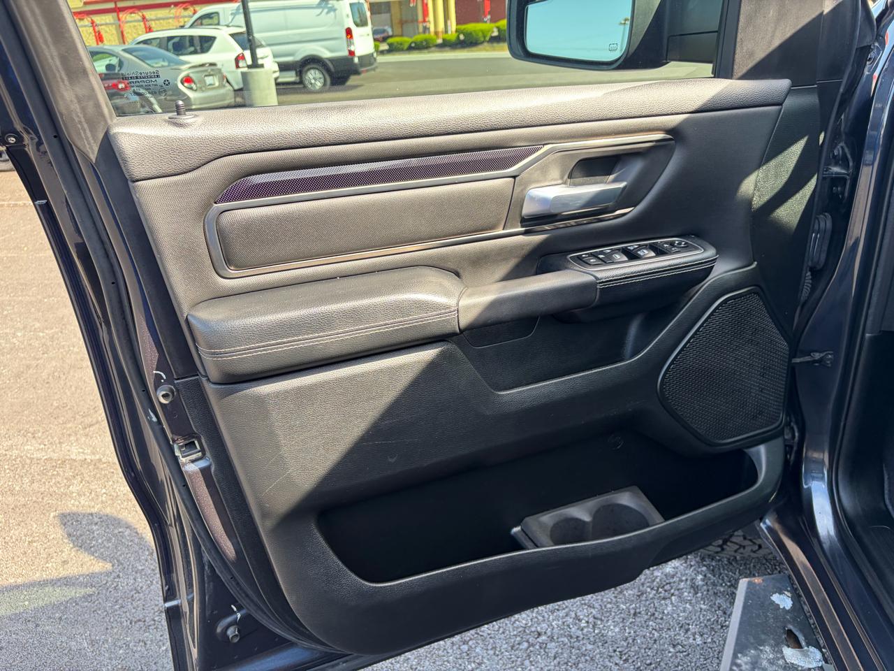 RAM 1500 Sport 4x4 Crew Cab 5'7" Box 2019