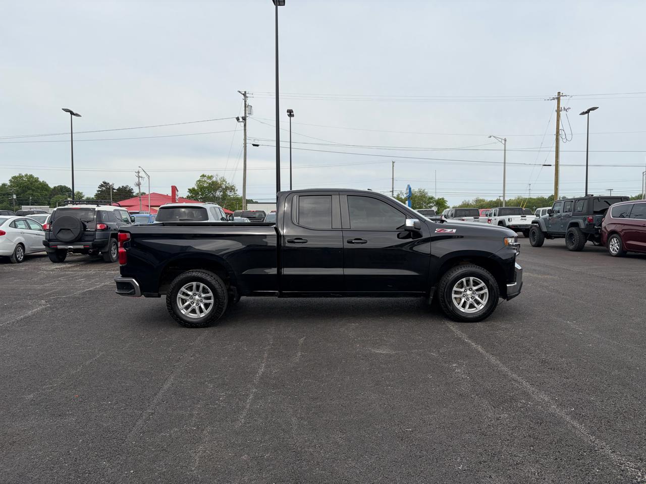 Chevrolet Silverado 1500 4WD Double Cab 147" LT w/1LT 2021