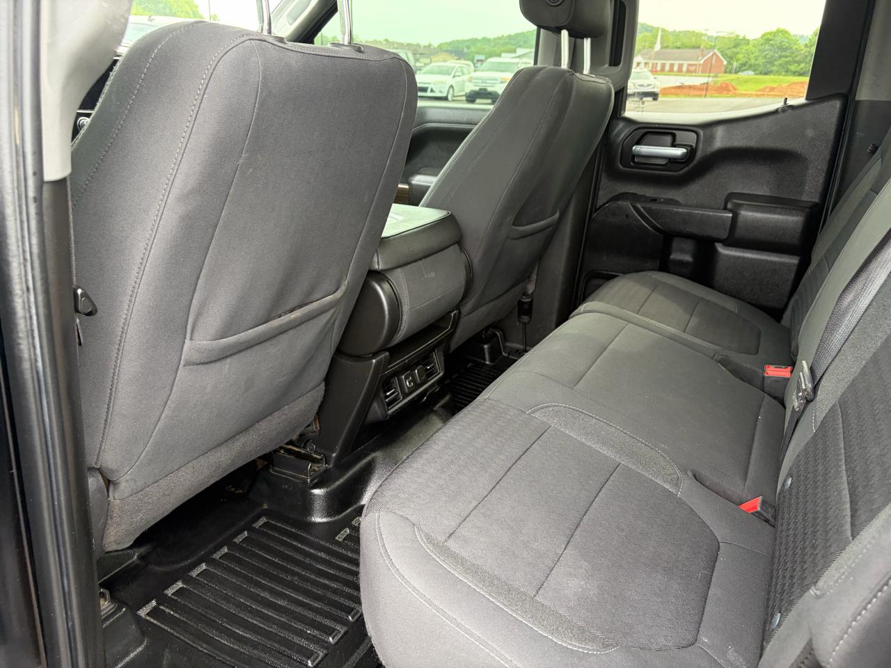 Chevrolet Silverado 1500 4WD Double Cab 147" LT w/1LT 2021