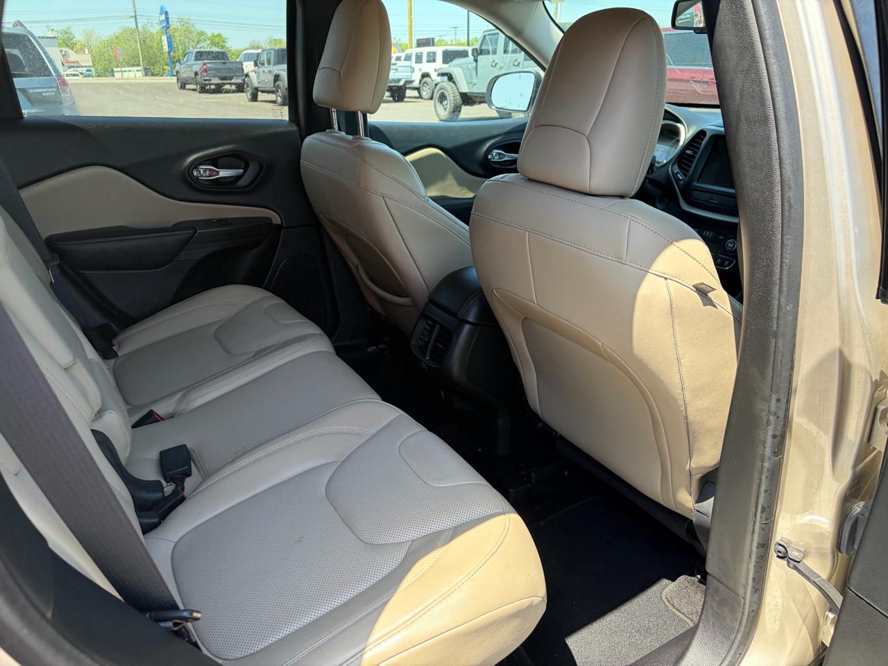 Jeep Cherokee 4WD 4dr Limited 2015