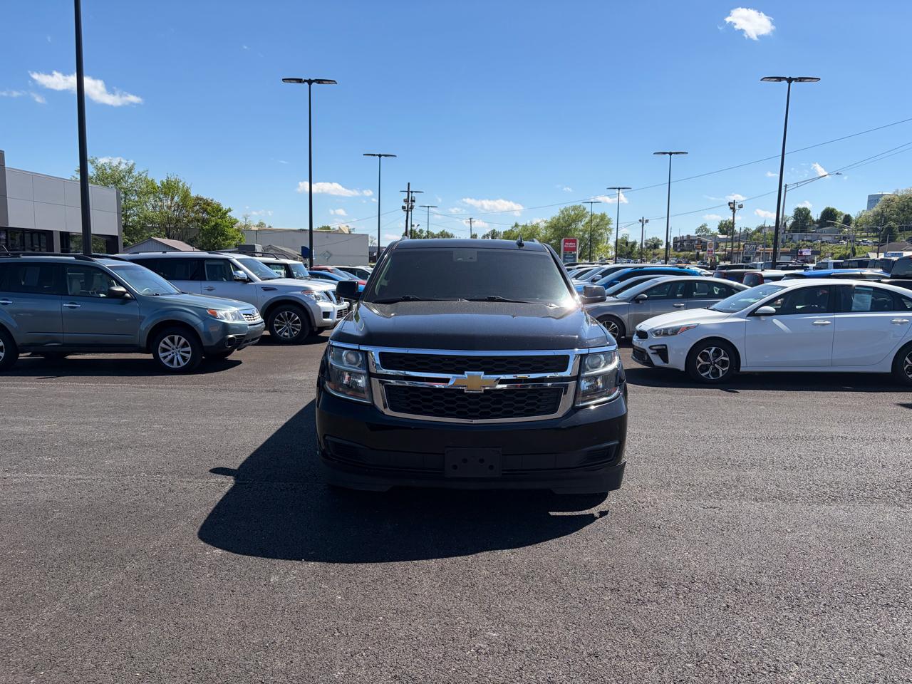 Chevrolet Suburban 4WD 4dr 1500 LT 2018