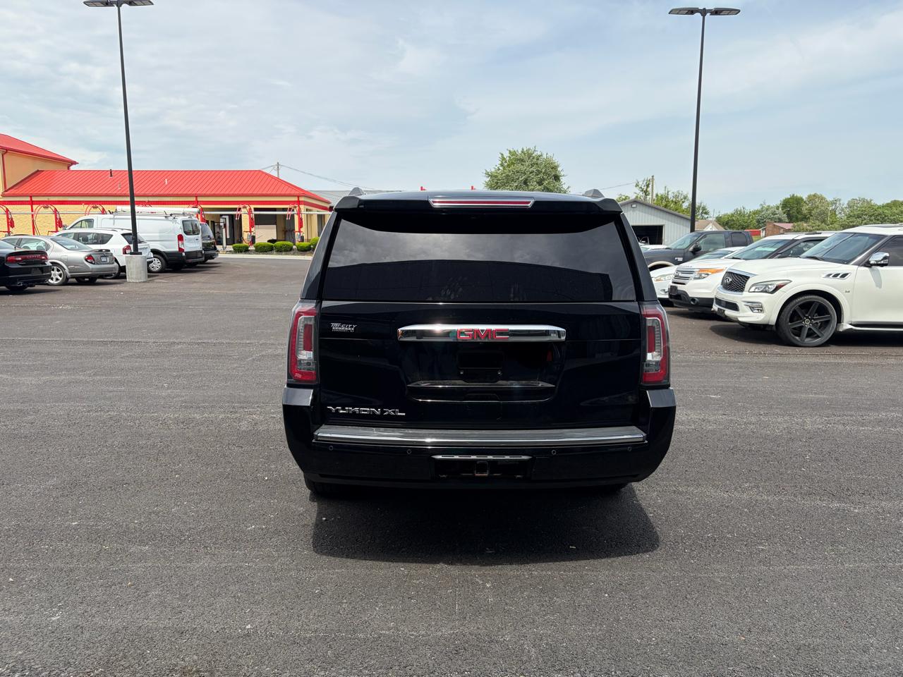 GMC Yukon XL 4WD 4dr Denali 2018