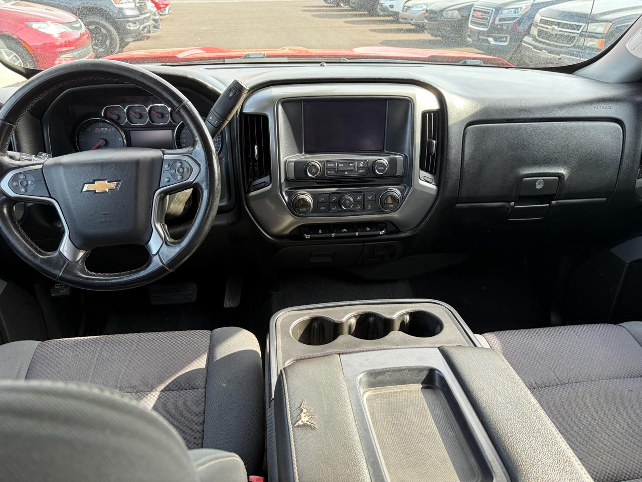 Chevrolet Silverado 1500 4WD Crew Cab 143.5" LT w/2LT 2018