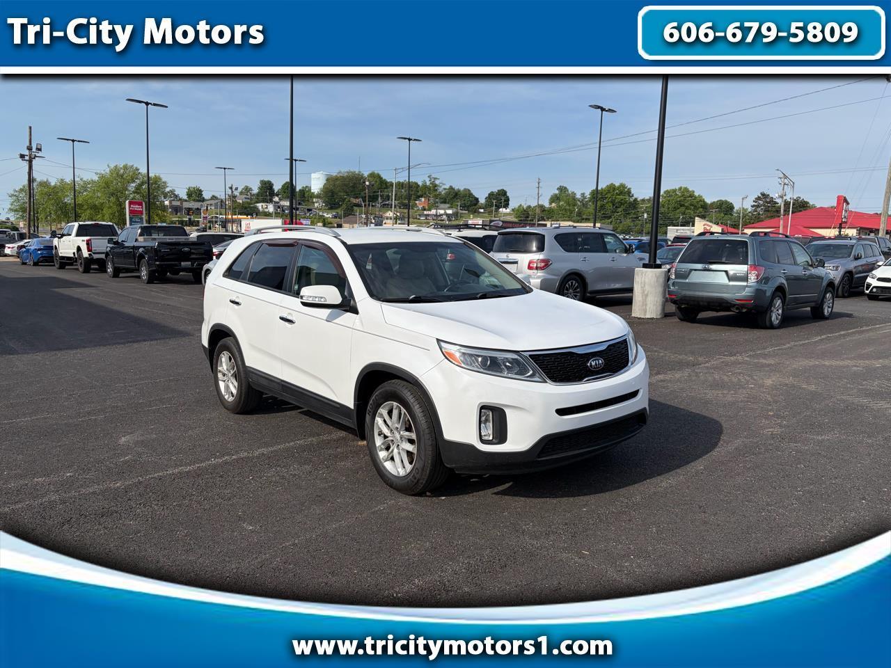 Kia Sorento 2WD 4dr I4 LX 2015